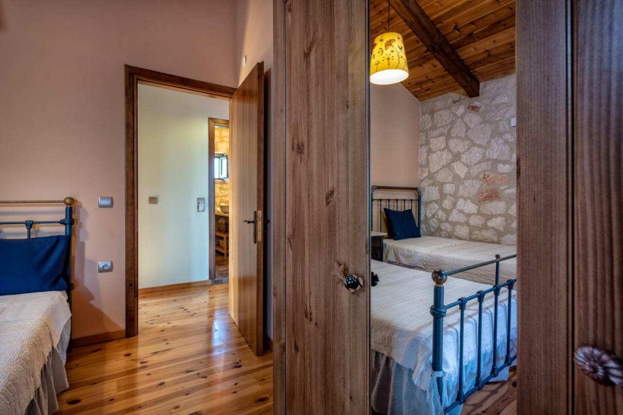 Orfeas Villa Méson Yerakaríon Екстериор снимка