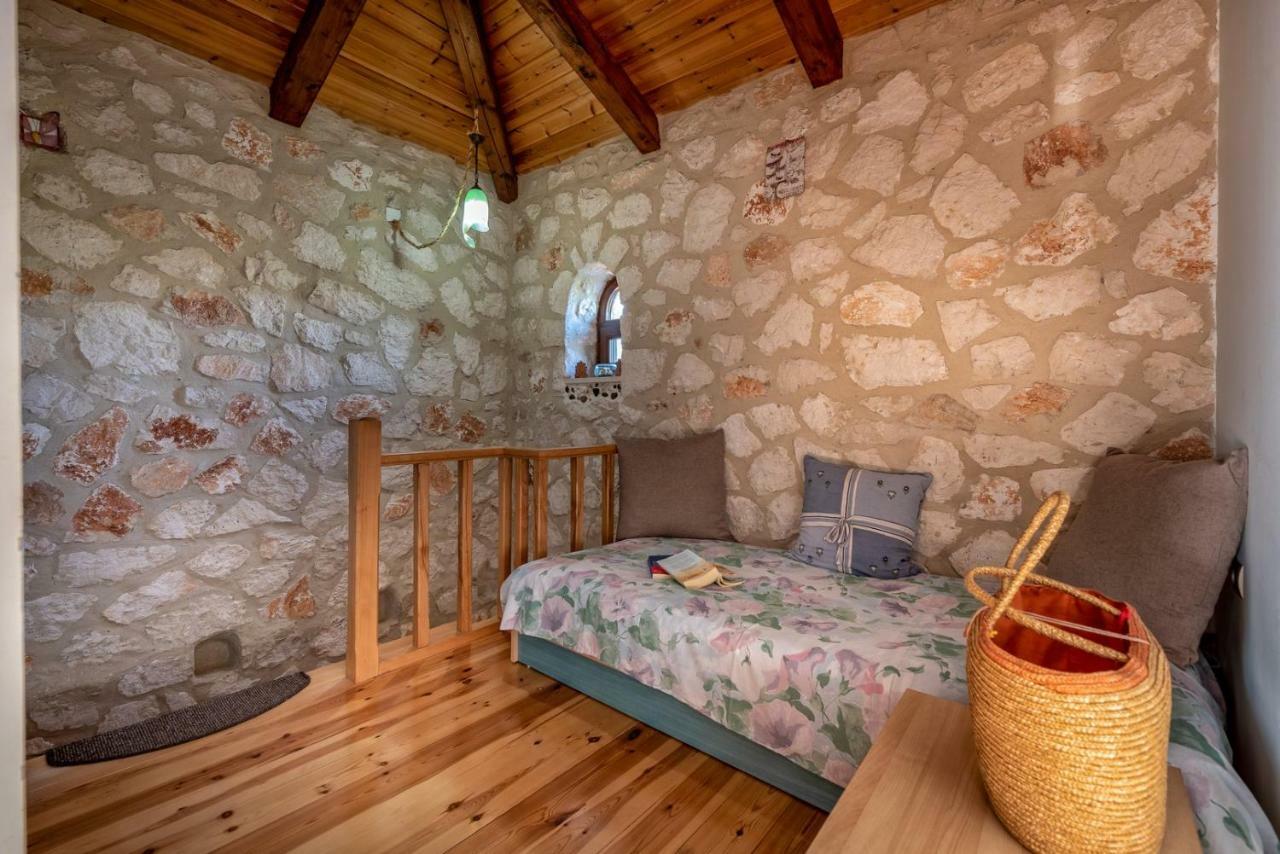 Orfeas Villa Méson Yerakaríon Екстериор снимка